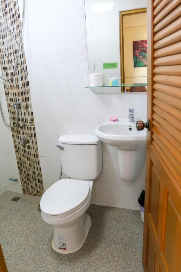 Kavil Guesthouse Chiang Mai Ngoại thất bức ảnh
